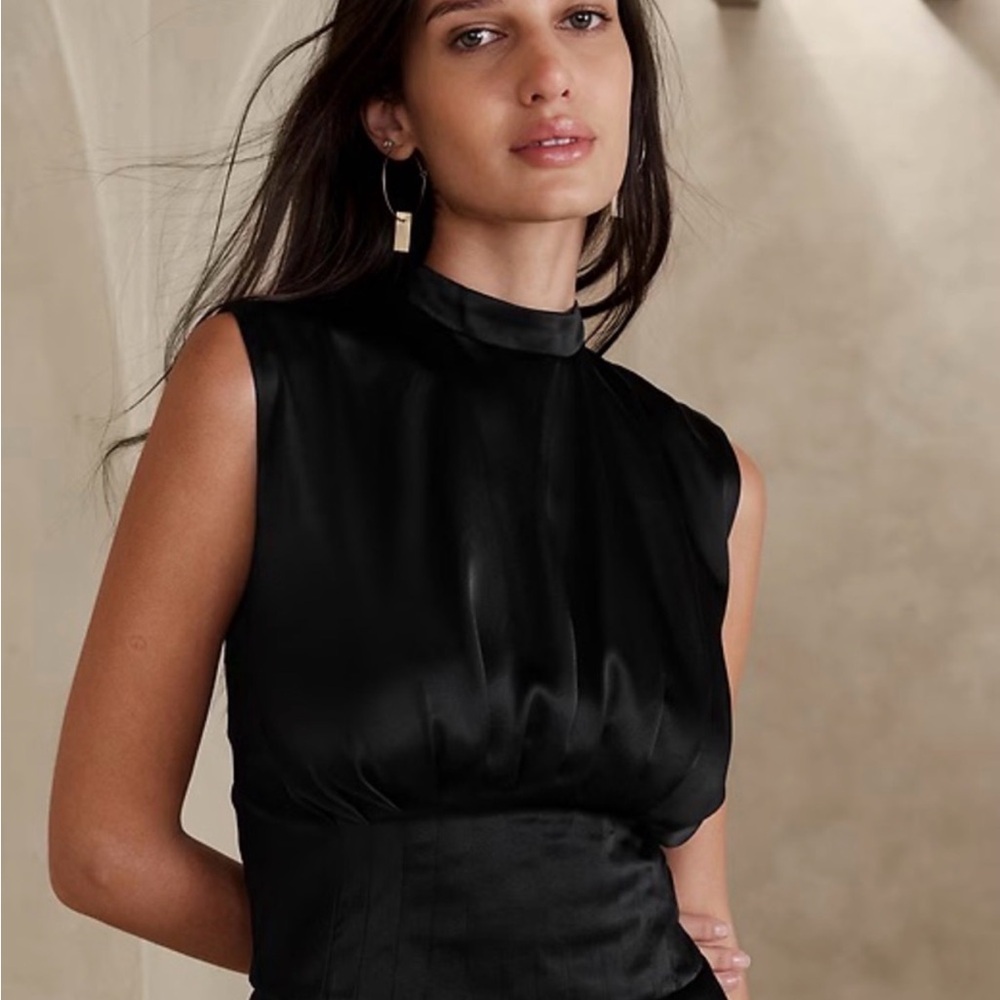 Banana Republic Black Satin Sleeveless Mock Neck Top - like new